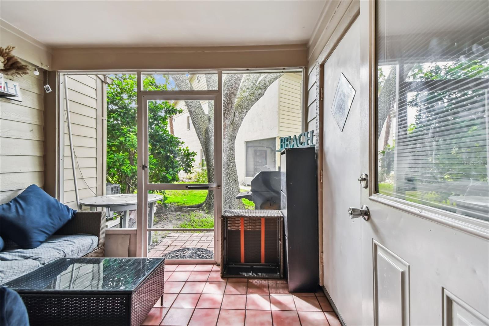 Image 21 of 72 For 2124 Fletchers Point Circle
