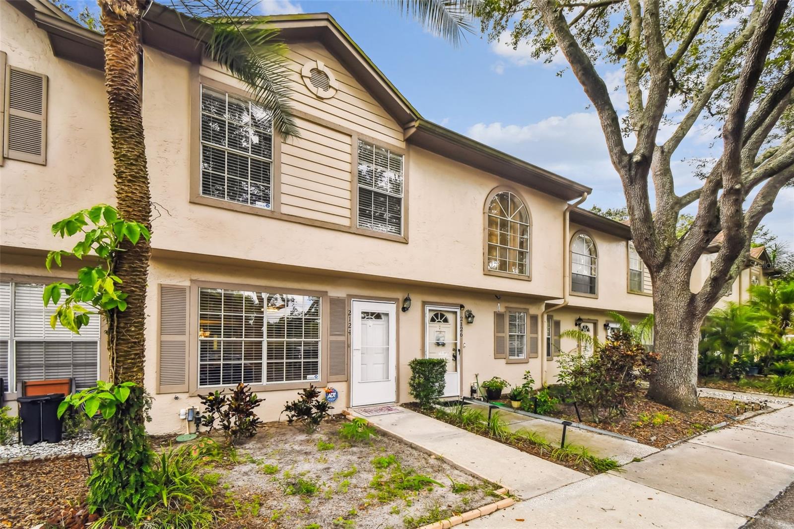 Image 3 of 72 For 2124 Fletchers Point Circle