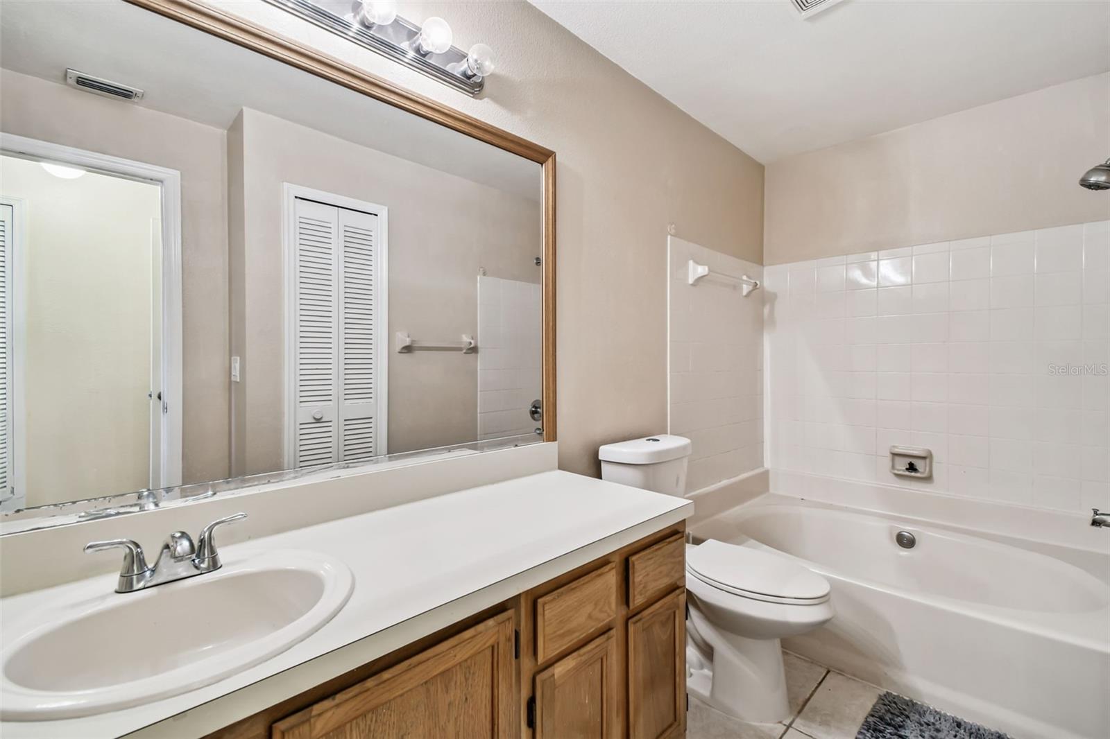 Image 37 of 72 For 2124 Fletchers Point Circle