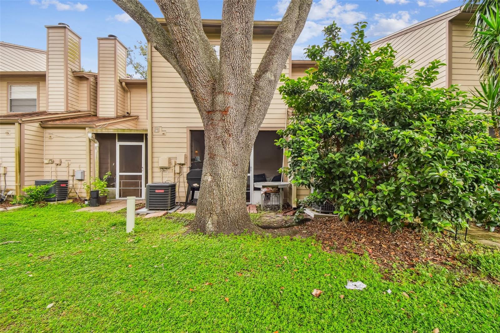 Image 46 of 72 For 2124 Fletchers Point Circle