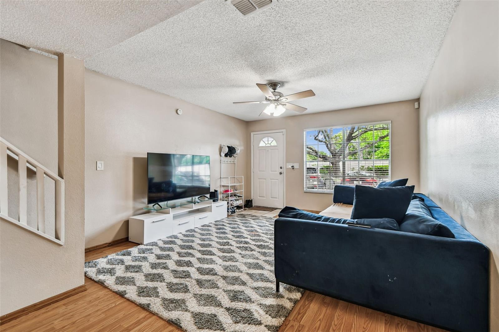 Image 9 of 72 For 2124 Fletchers Point Circle