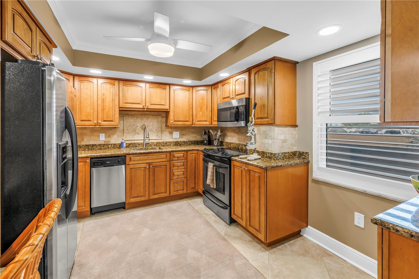 Image 24 of 92 For 5200 Brittany Drive S 203