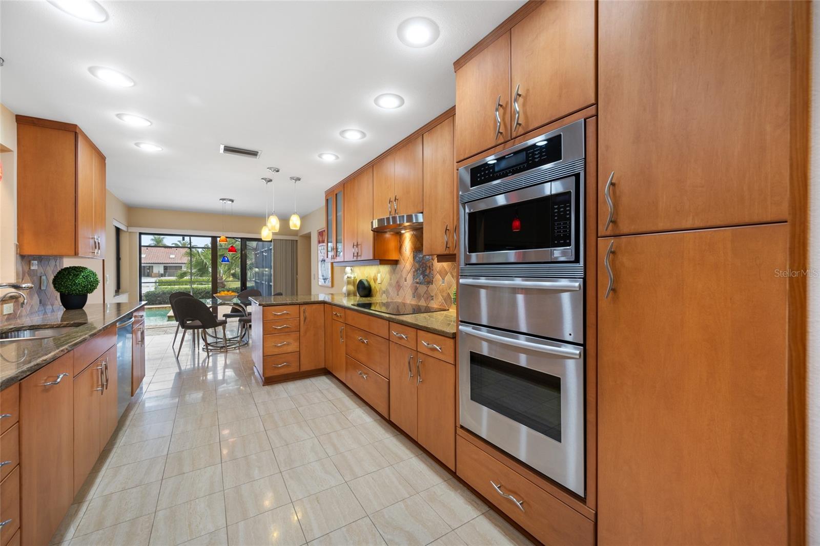 Image 24 of 64 For 9807 Compass Point Way