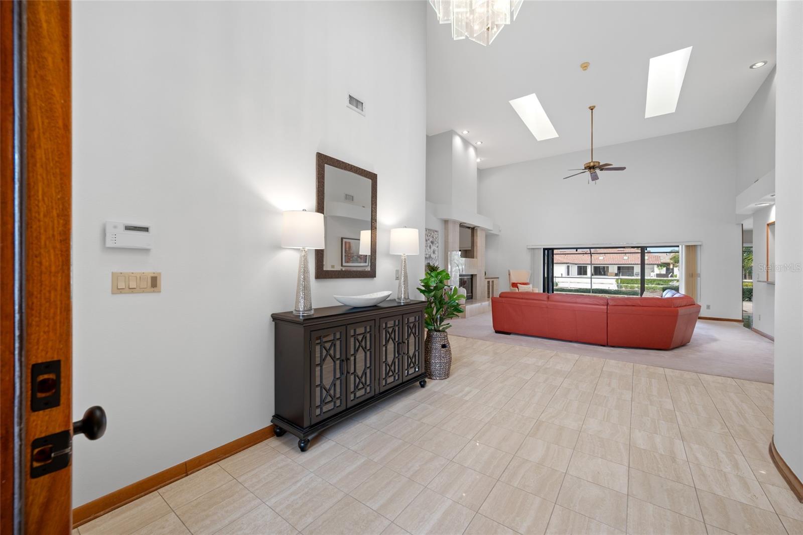 Image 9 of 64 For 9807 Compass Point Way