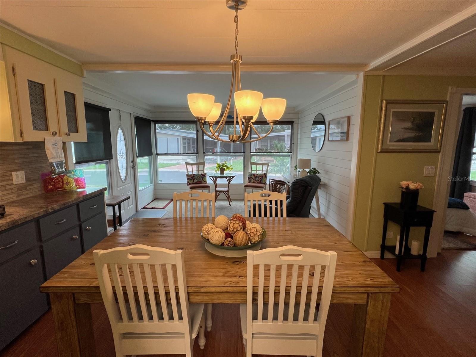 Image 13 of 41 For 13225 101st Street 399