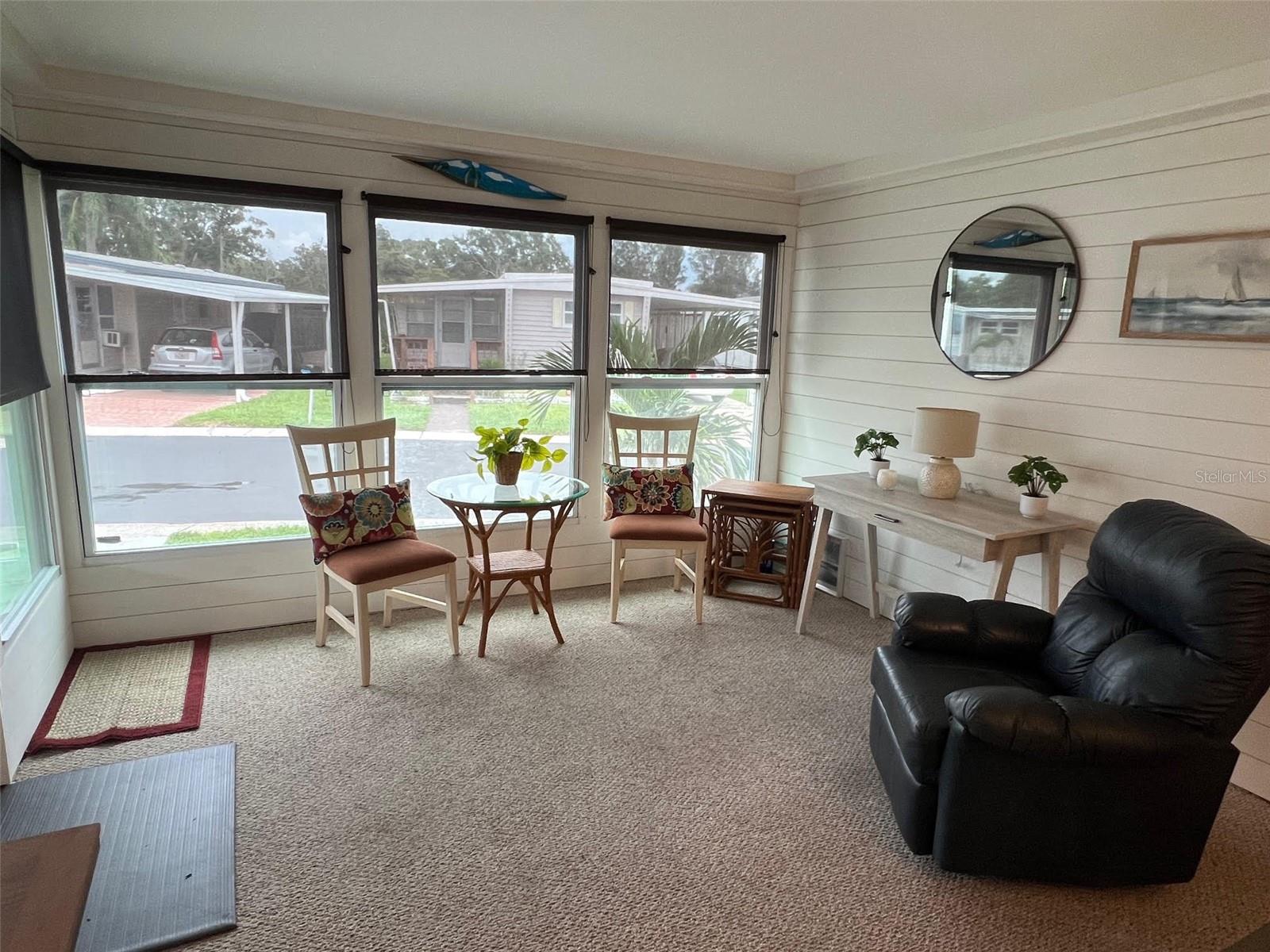 Image 16 of 41 For 13225 101st Street 399