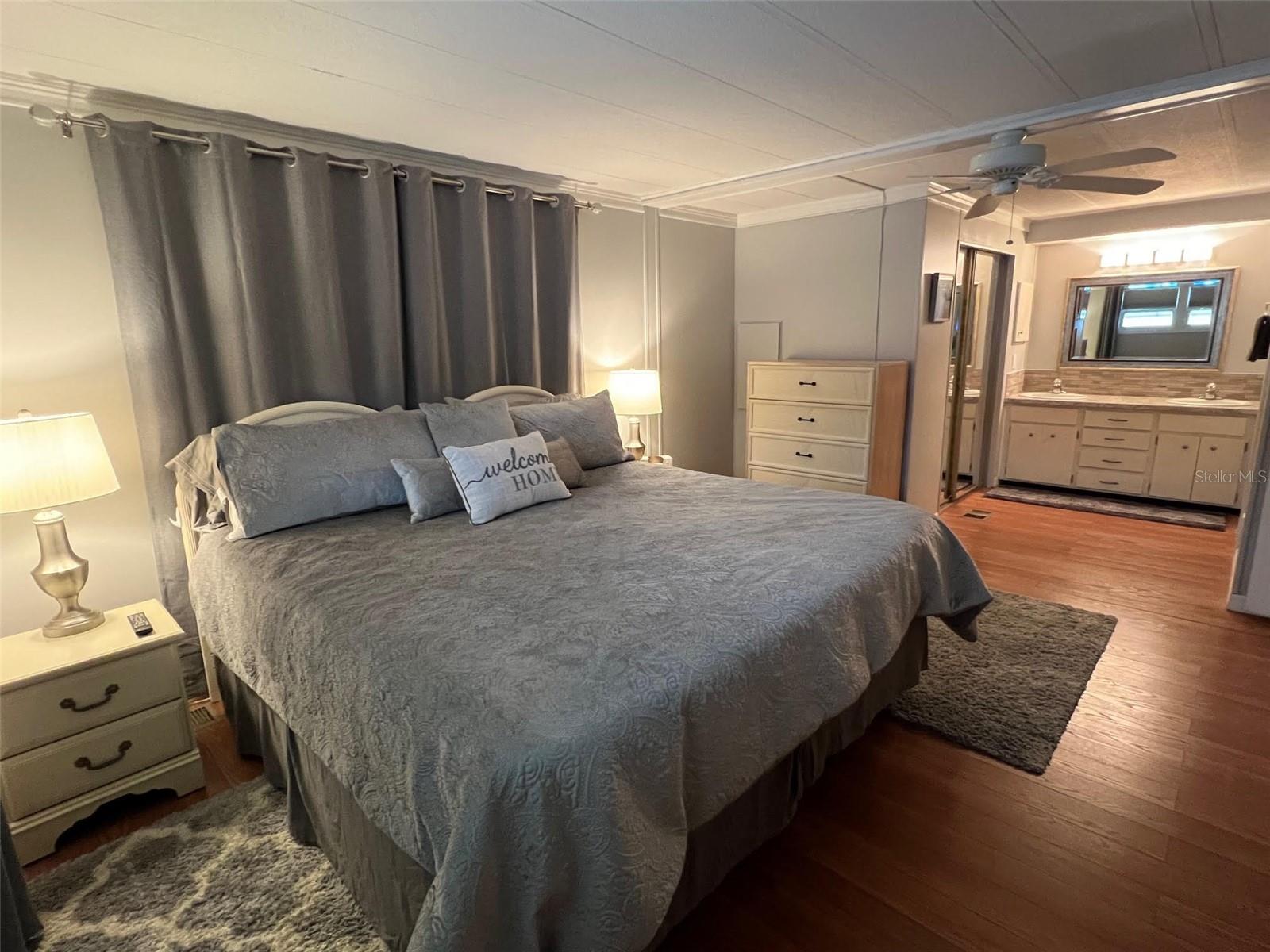 Image 27 of 41 For 13225 101st Street 399