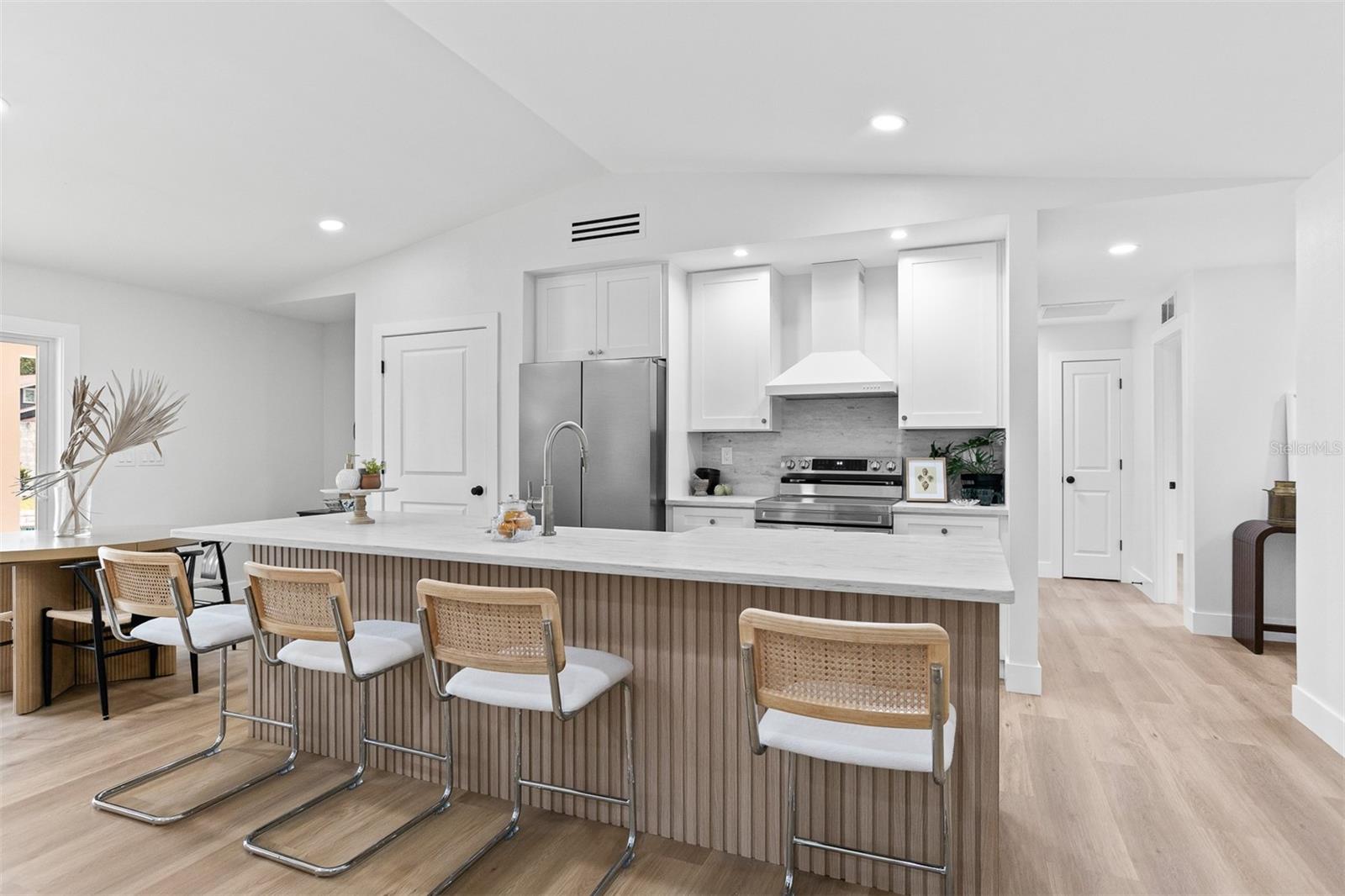 Image 4 of 25 For 11709 Cypress Park Street