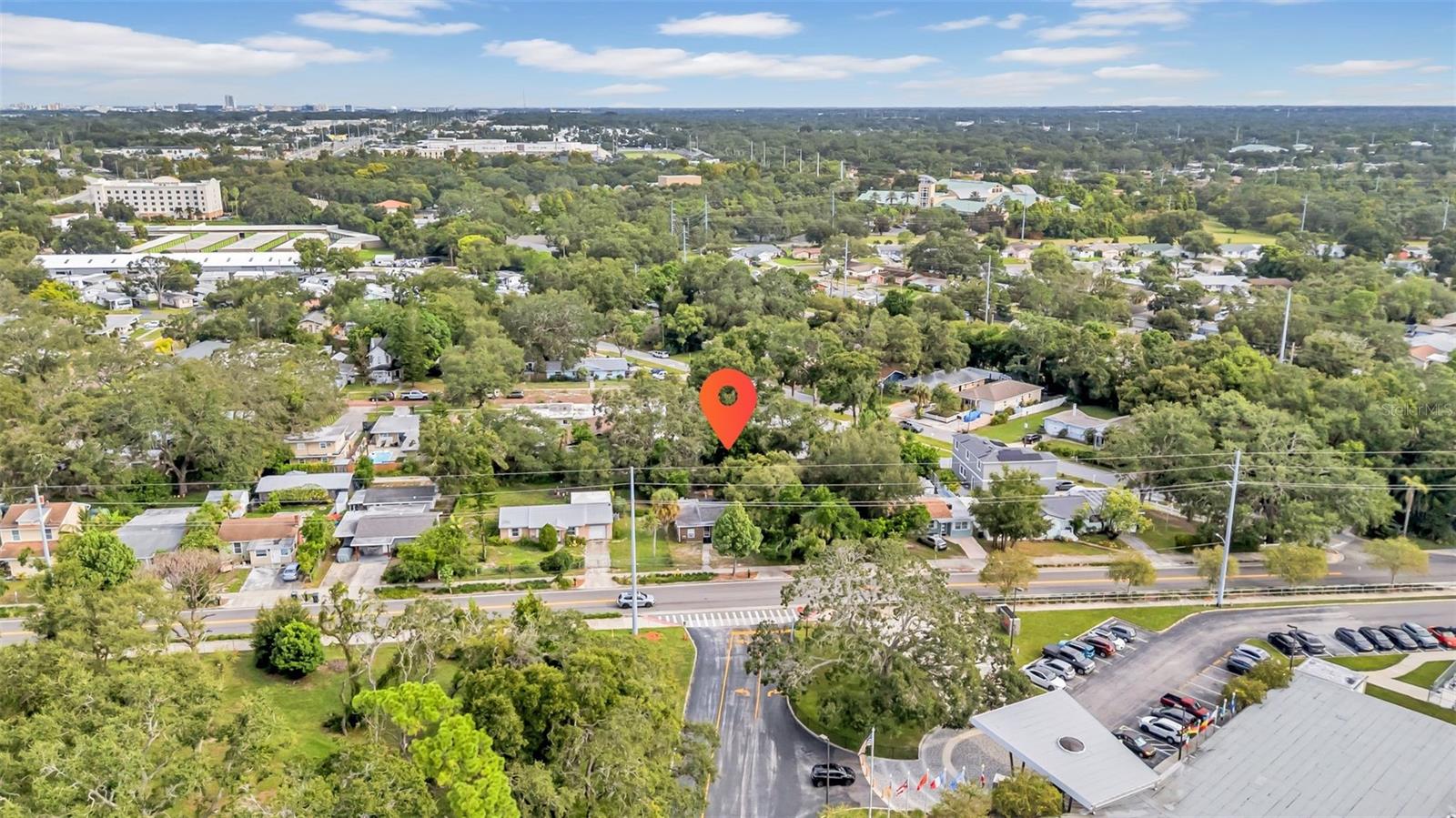 Listing photo id 42 for 701 2nd Street Se