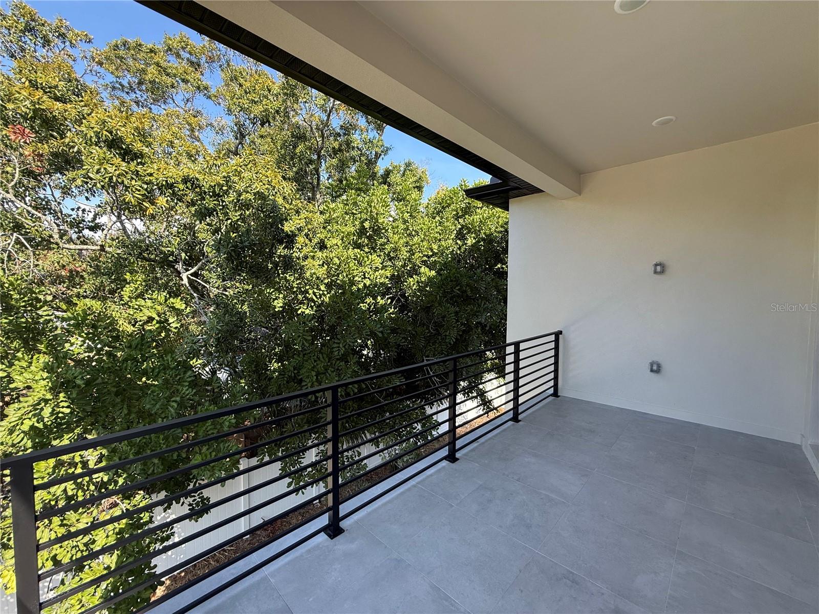 Listing photo id 29 for 4316 Wallace Circle