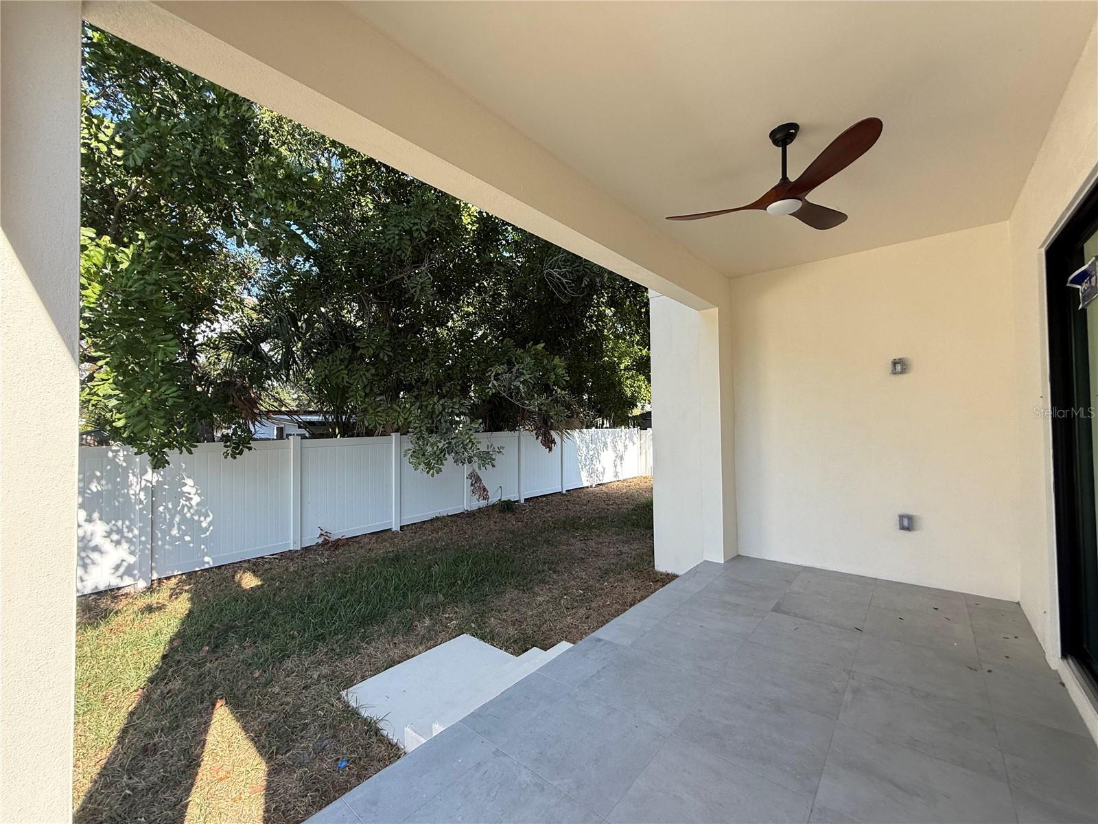 Listing photo id 30 for 4316 Wallace Circle