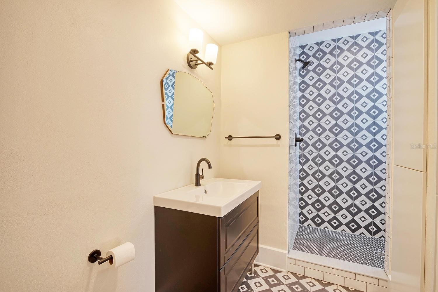 Image 13 of 33 For 2230 Trelain Drive S