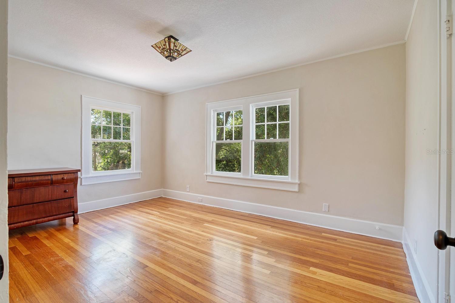 Image 21 of 33 For 2230 Trelain Drive S