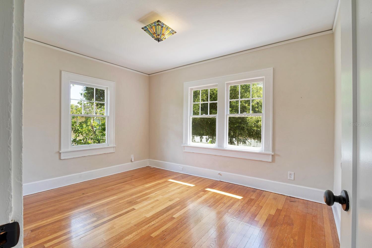 Image 22 of 33 For 2230 Trelain Drive S
