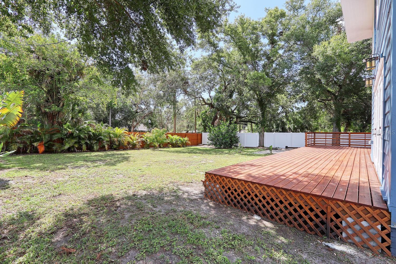 Image 27 of 33 For 2230 Trelain Drive S