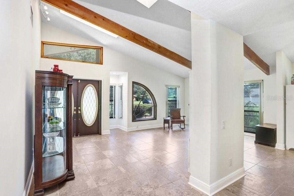 Image 12 of 39 For 13113 Lilita Avenue