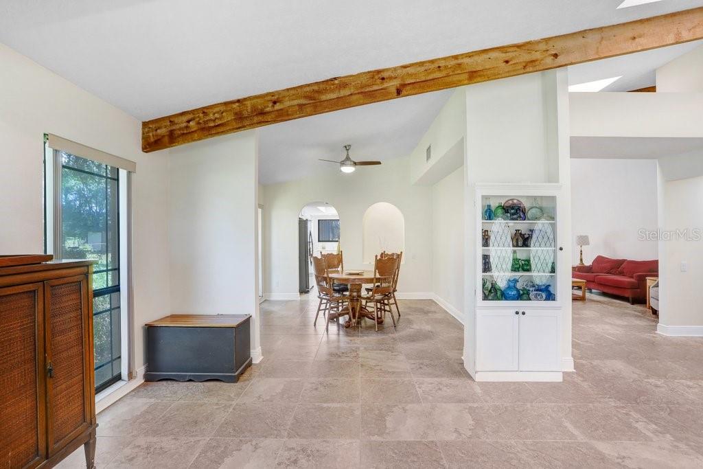 Image 14 of 39 For 13113 Lilita Avenue