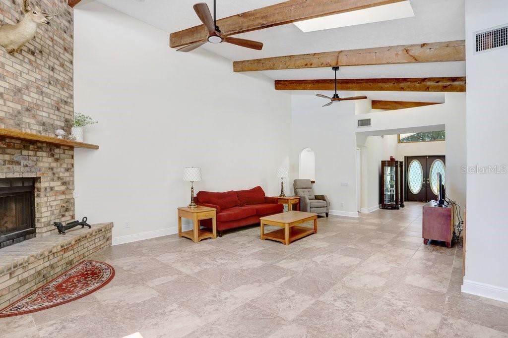 Image 18 of 39 For 13113 Lilita Avenue