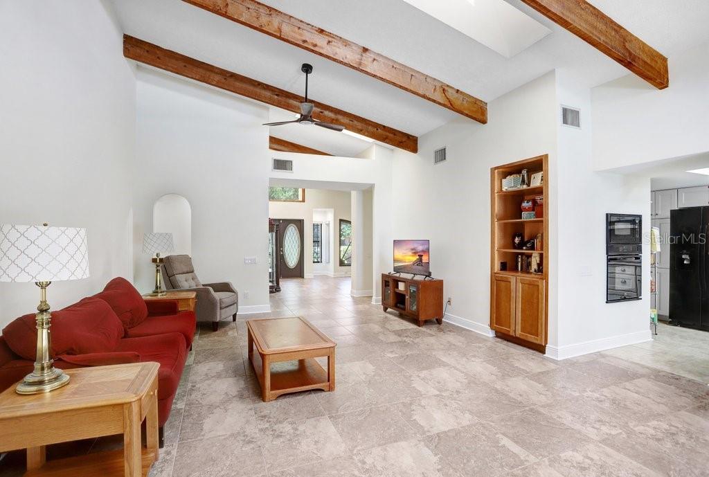 Image 19 of 39 For 13113 Lilita Avenue