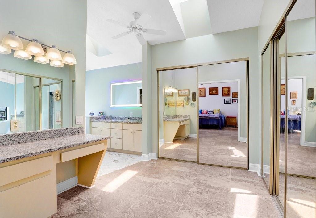 Image 22 of 39 For 13113 Lilita Avenue