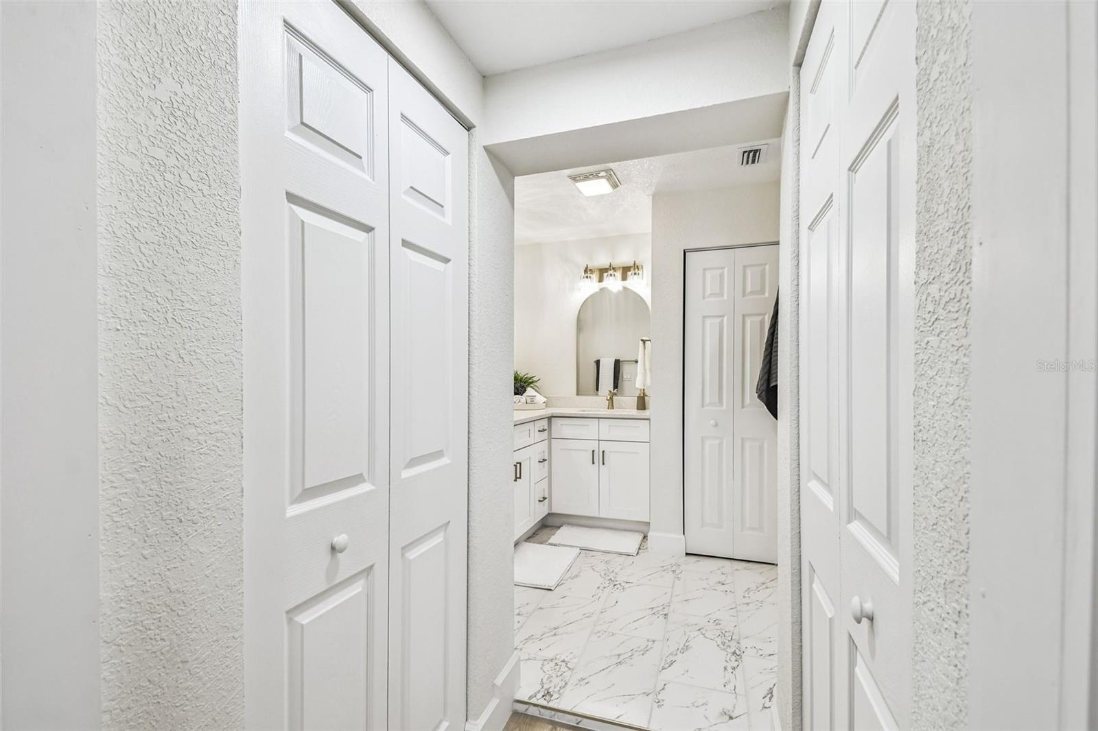 Listing photo id 24 for 4726 Knights Avenue