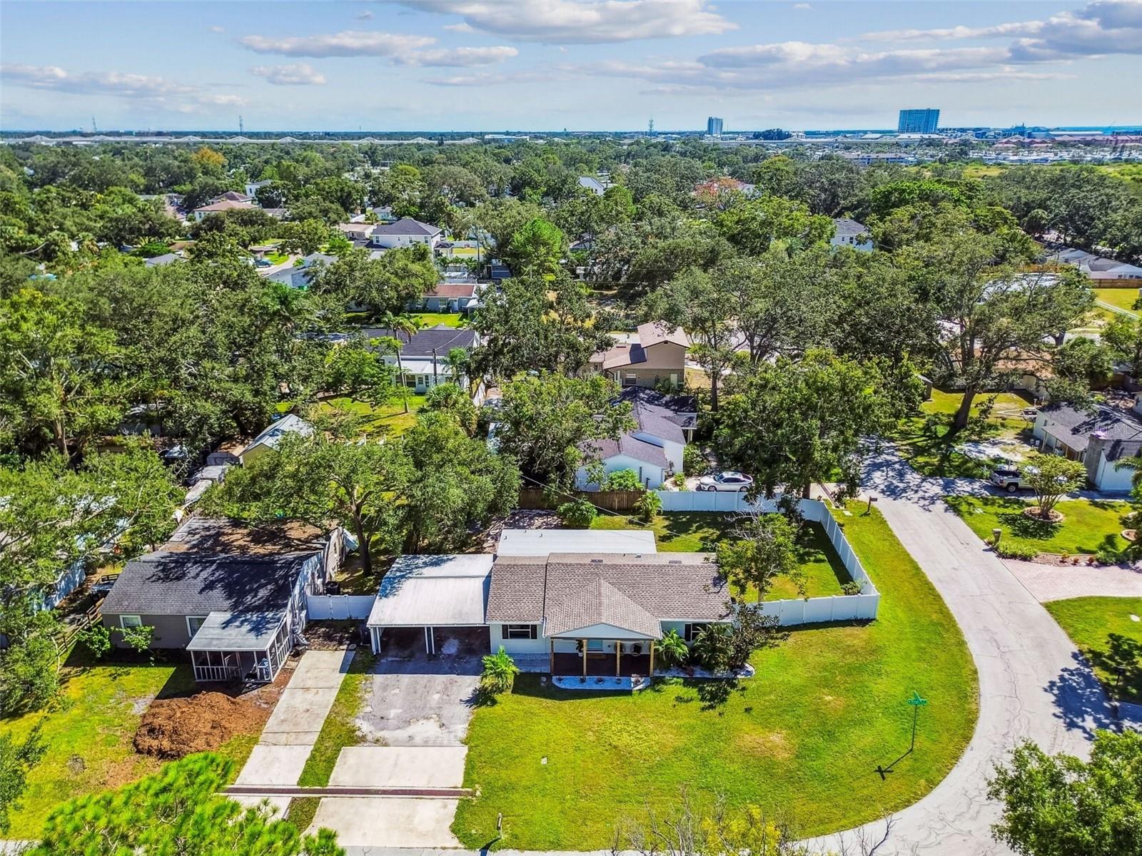 Listing photo id 44 for 4726 Knights Avenue