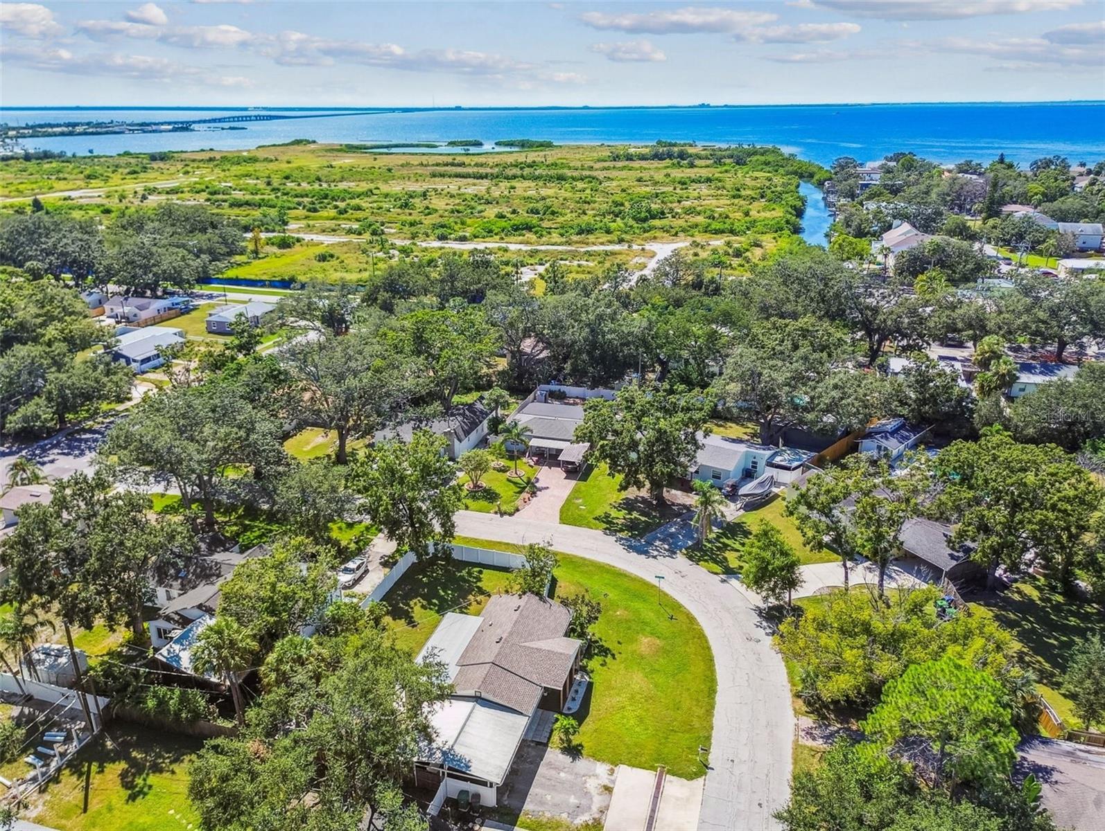 Listing photo id 46 for 4726 Knights Avenue