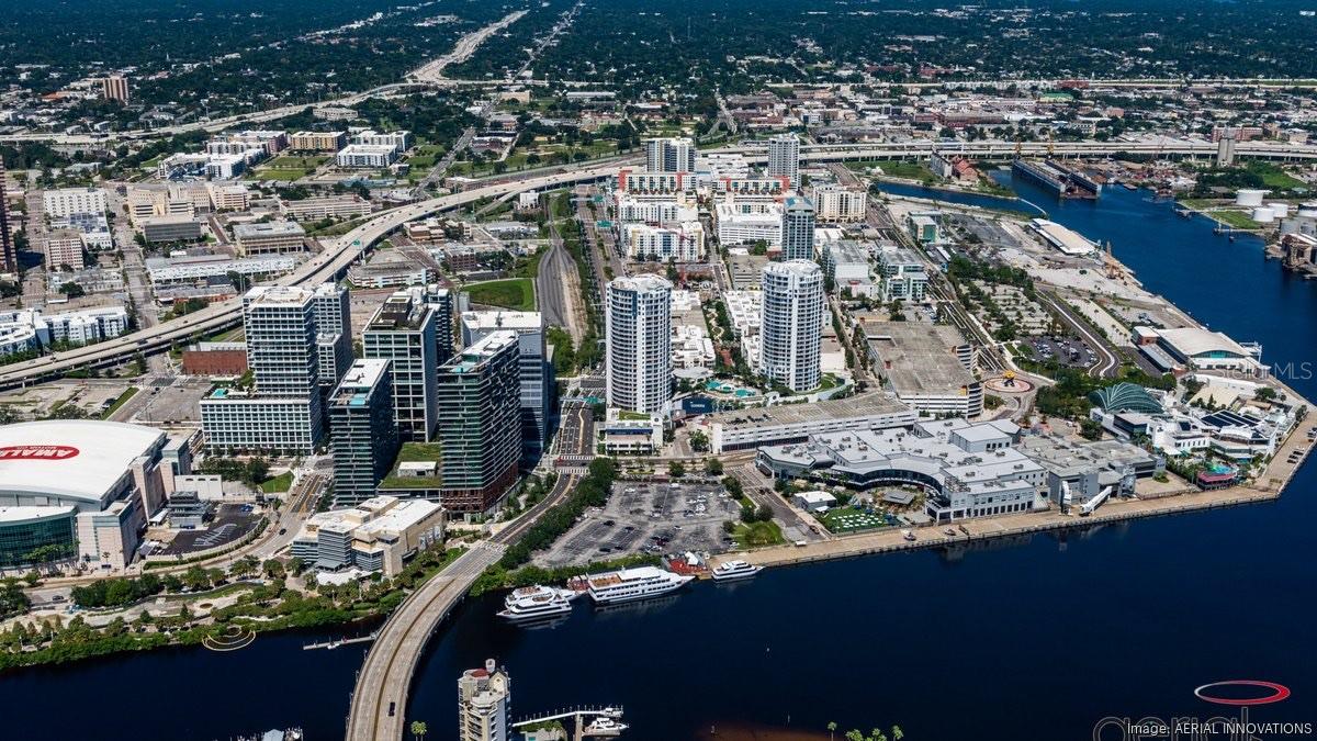 Image 35 of 49 For 700 Harbour Island Boulevard 521