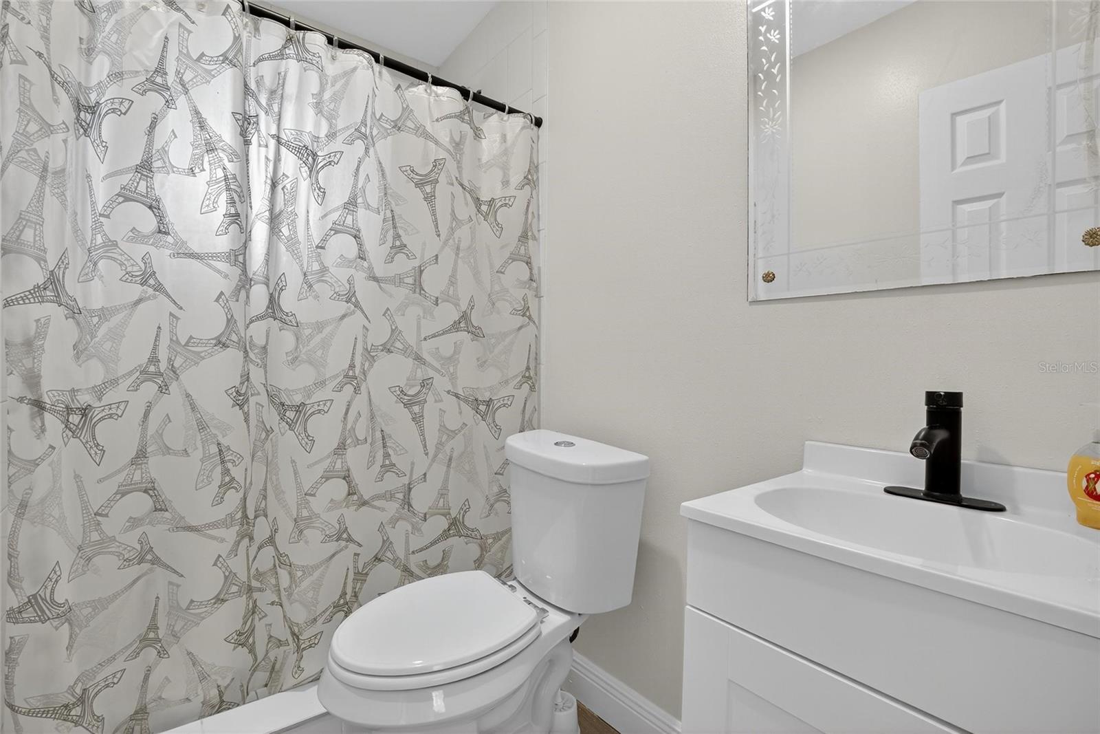 Image 21 of 53 For 4401 39th Street