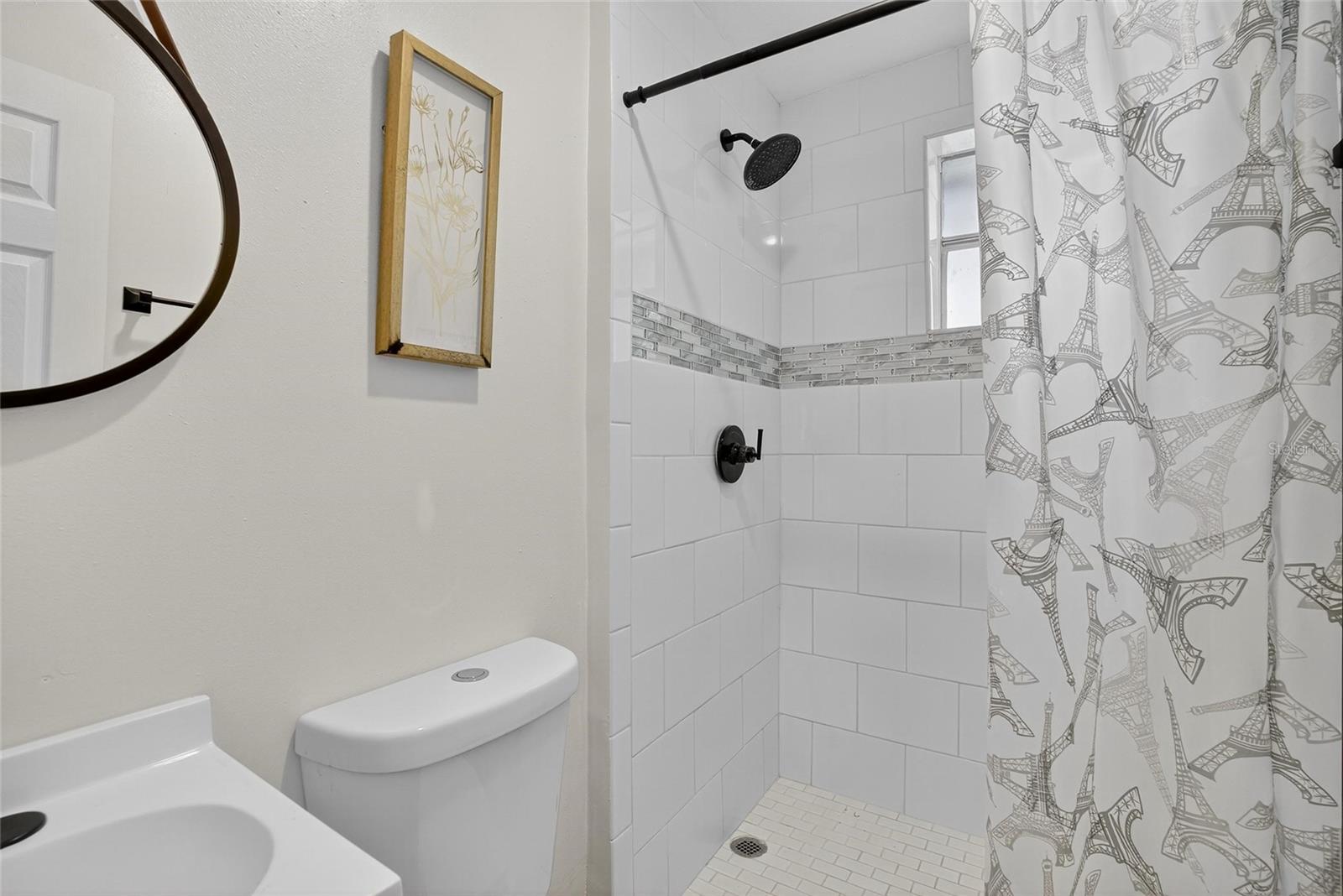 Image 30 of 53 For 4401 39th Street