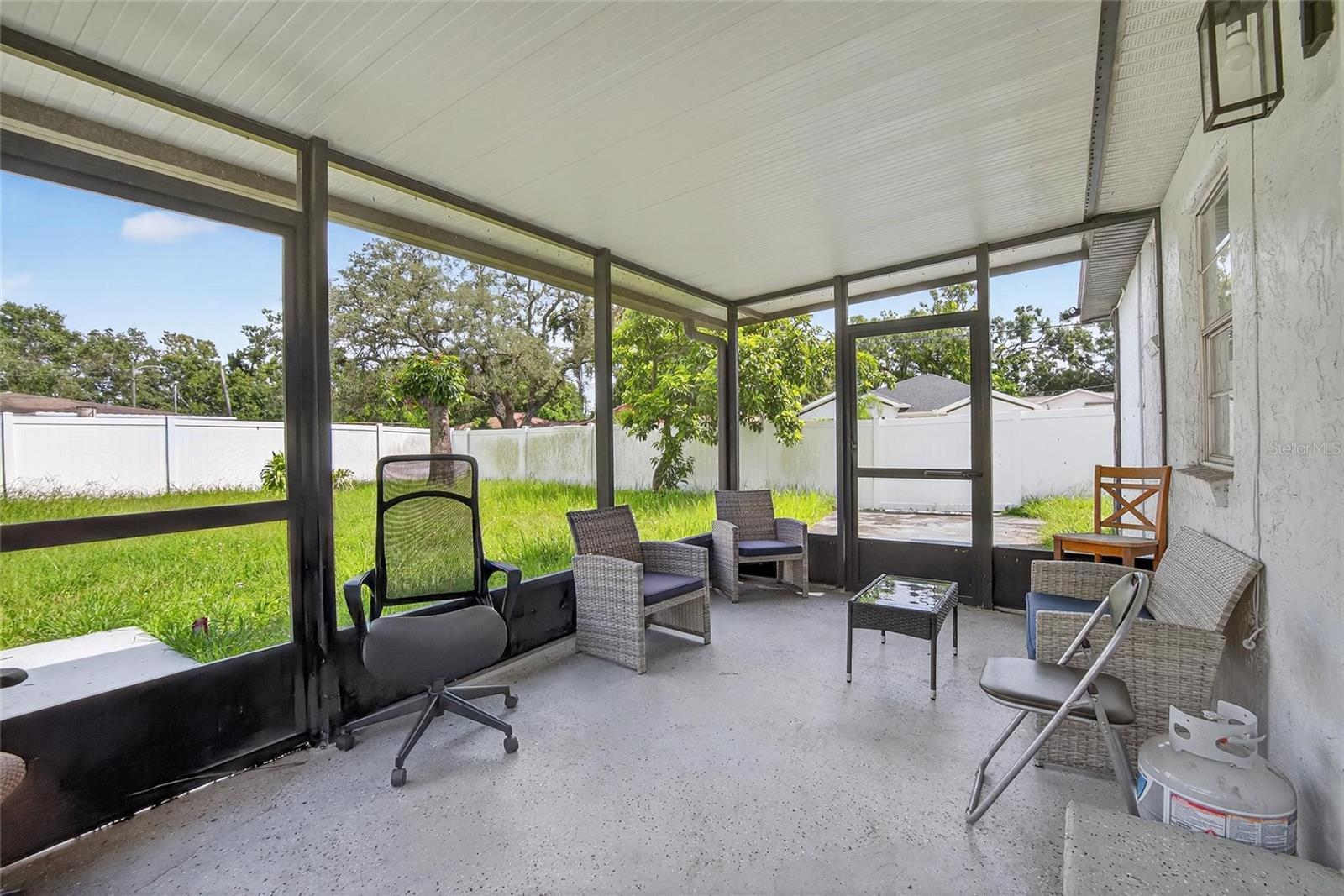 Image 43 of 53 For 4401 39th Street