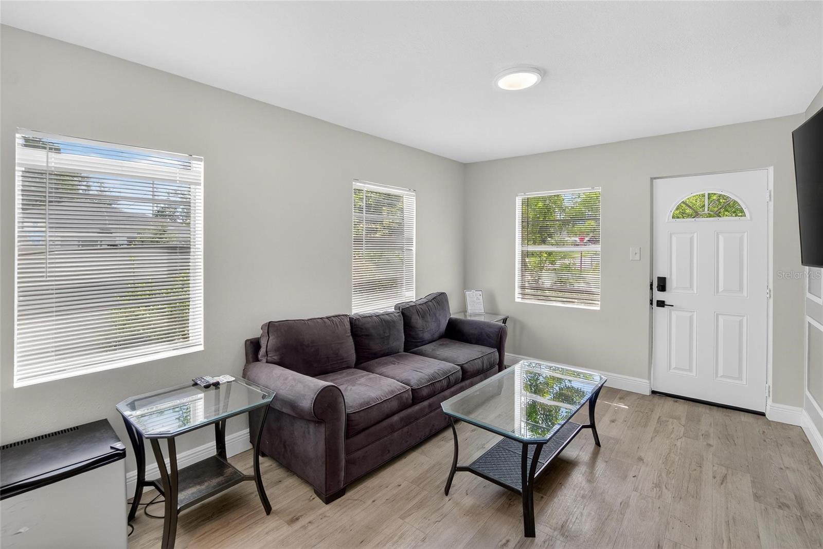 Image 9 of 53 For 4401 39th Street
