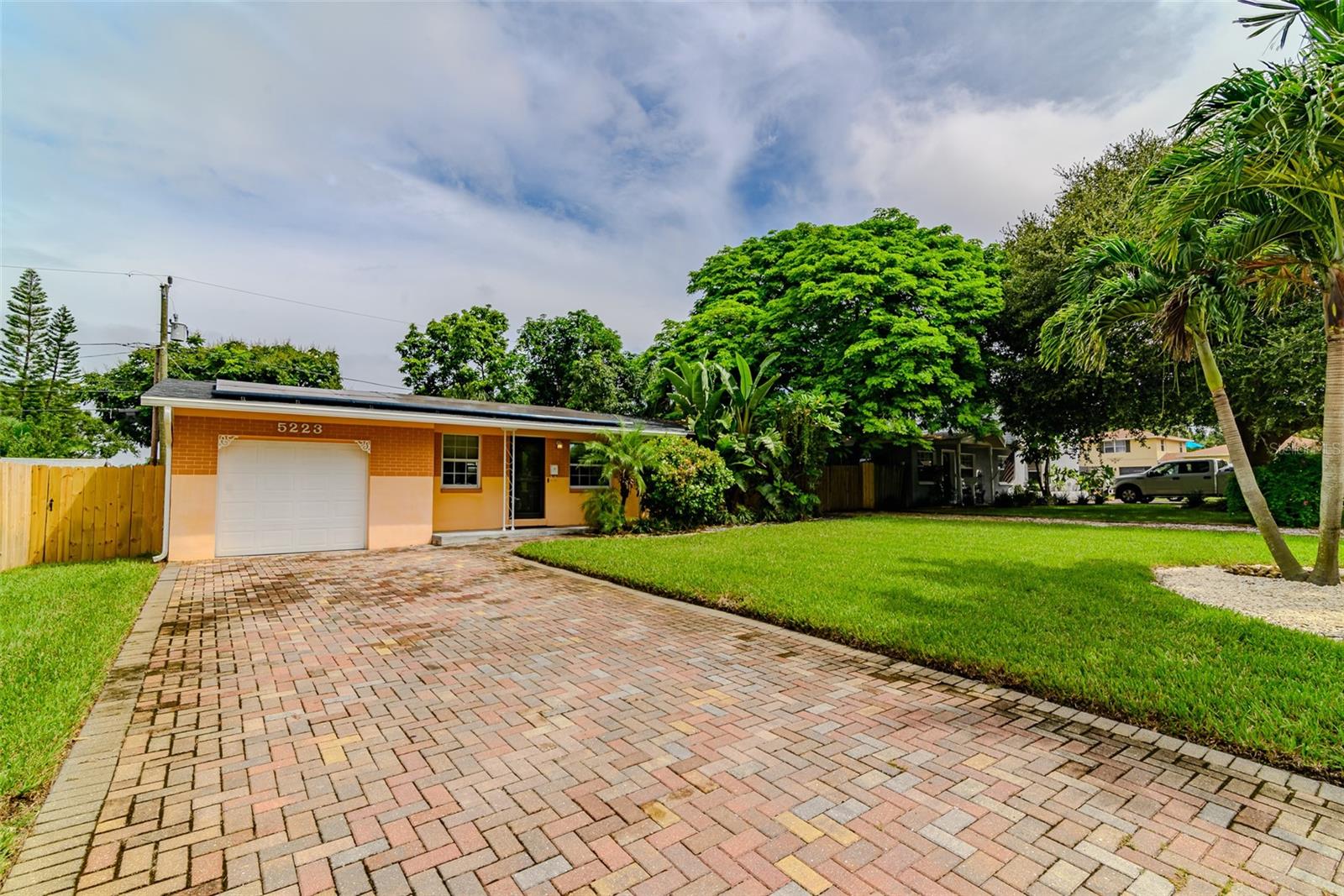 Details for 5223 15th Avenue N, ST PETERSBURG, FL 33710