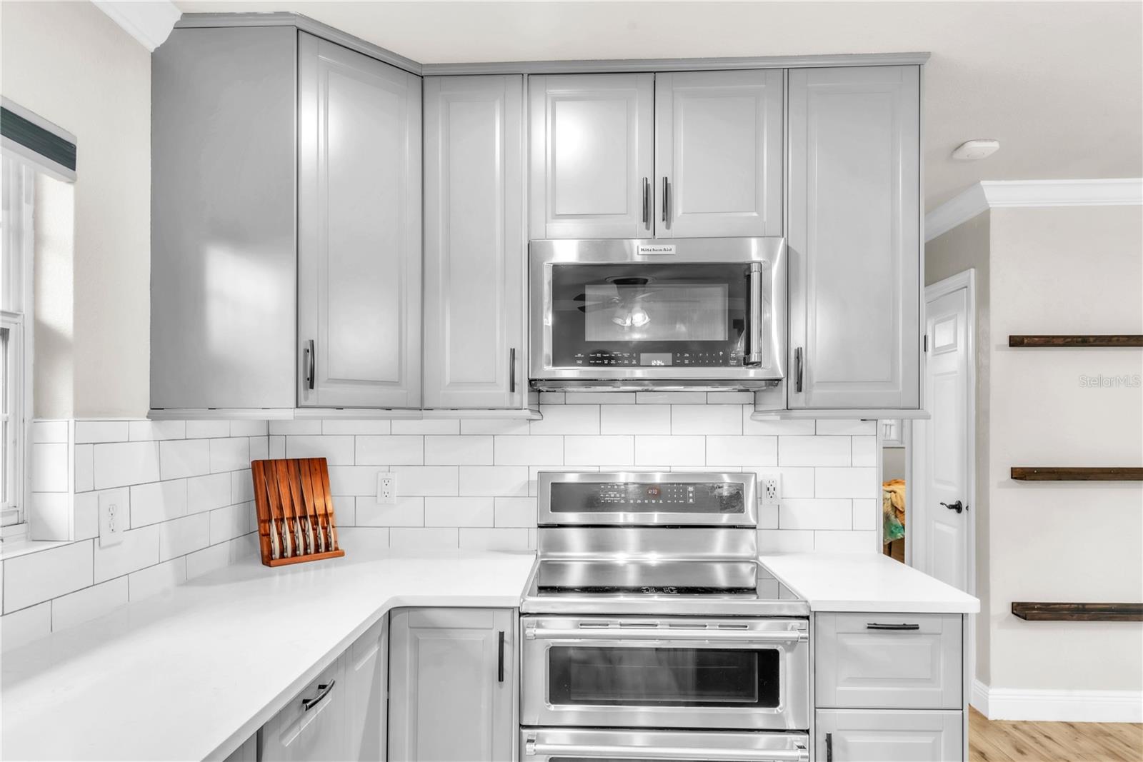 Image 10 of 42 For 5223 15th Avenue N
