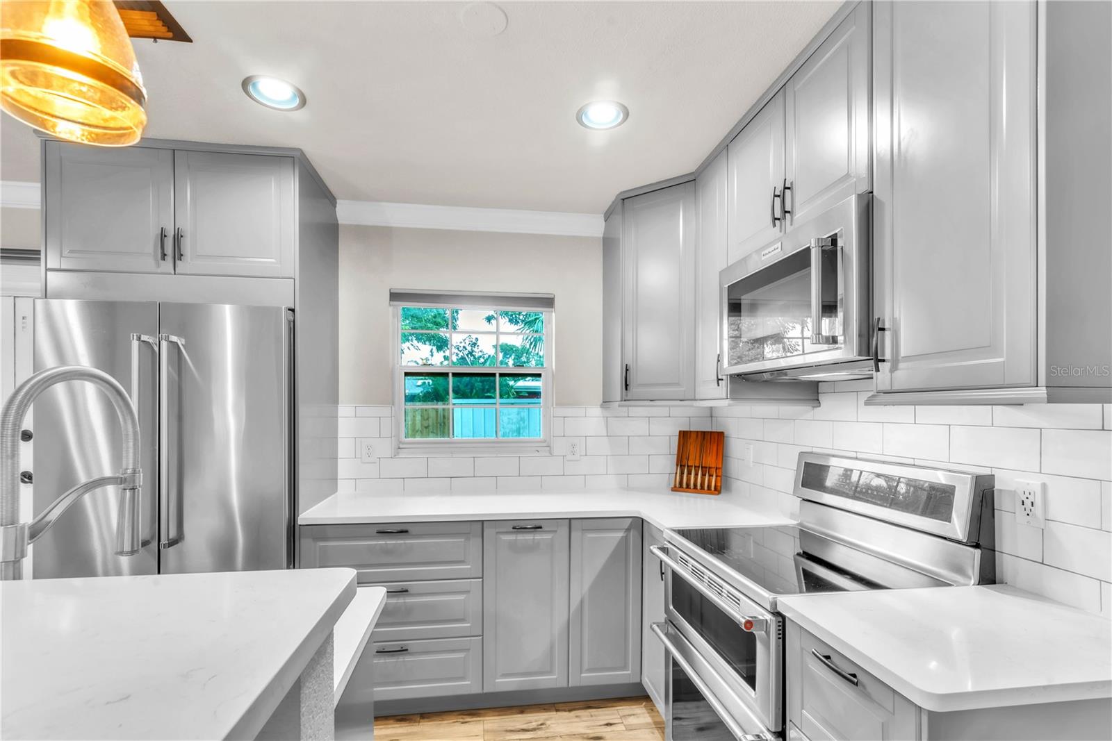 Image 12 of 42 For 5223 15th Avenue N
