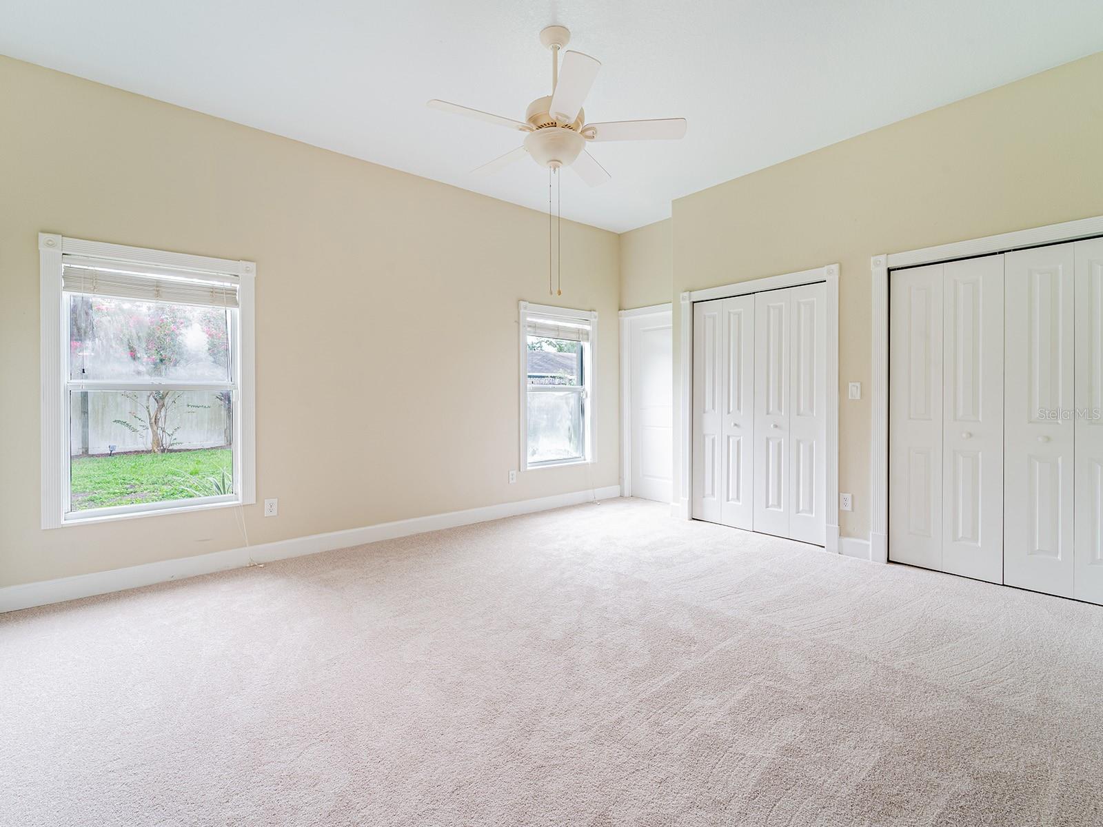 Image 27 of 44 For 15617 Gardenside Lane