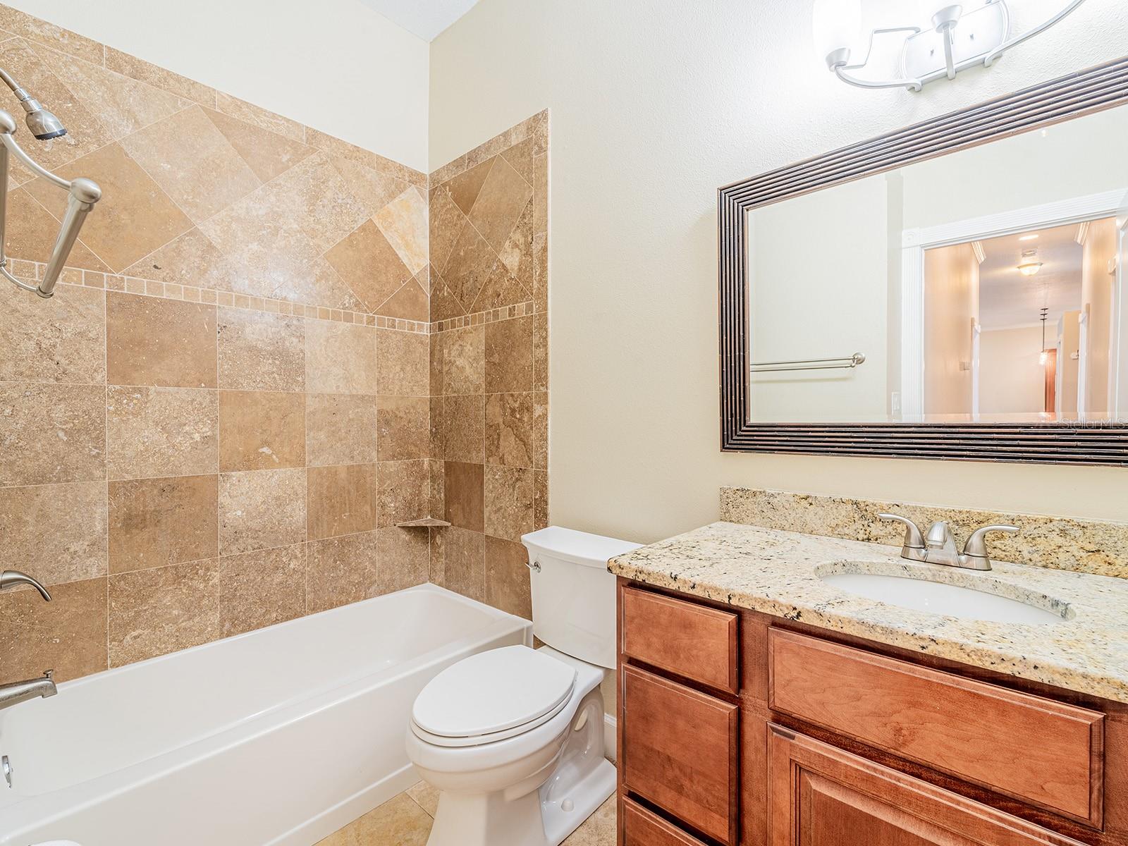 Image 34 of 44 For 15617 Gardenside Lane
