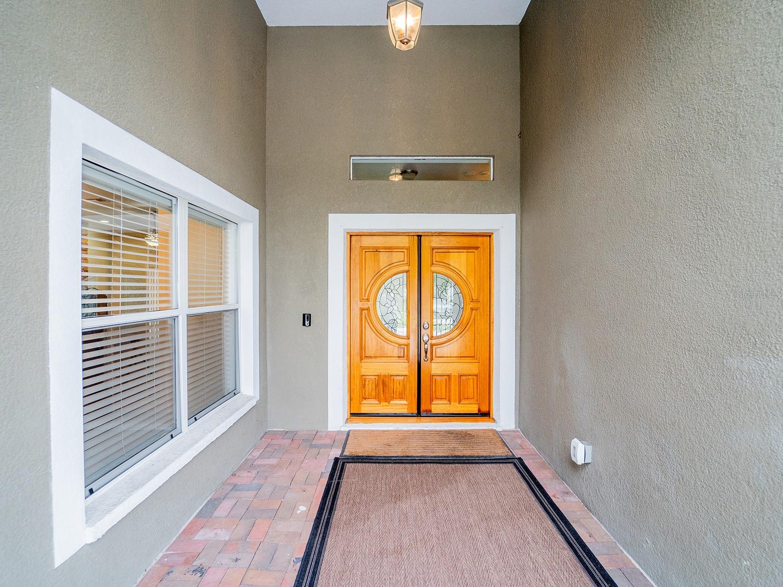 Image 8 of 44 For 15617 Gardenside Lane