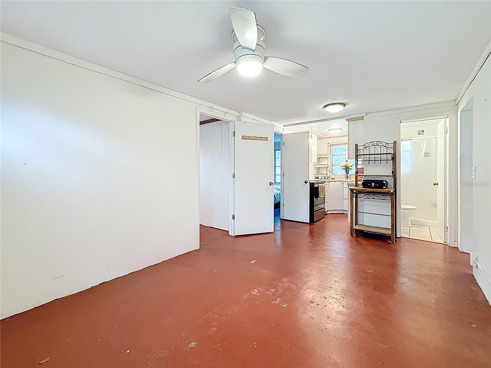Image 10 of 59 For 4900 Harding Road N