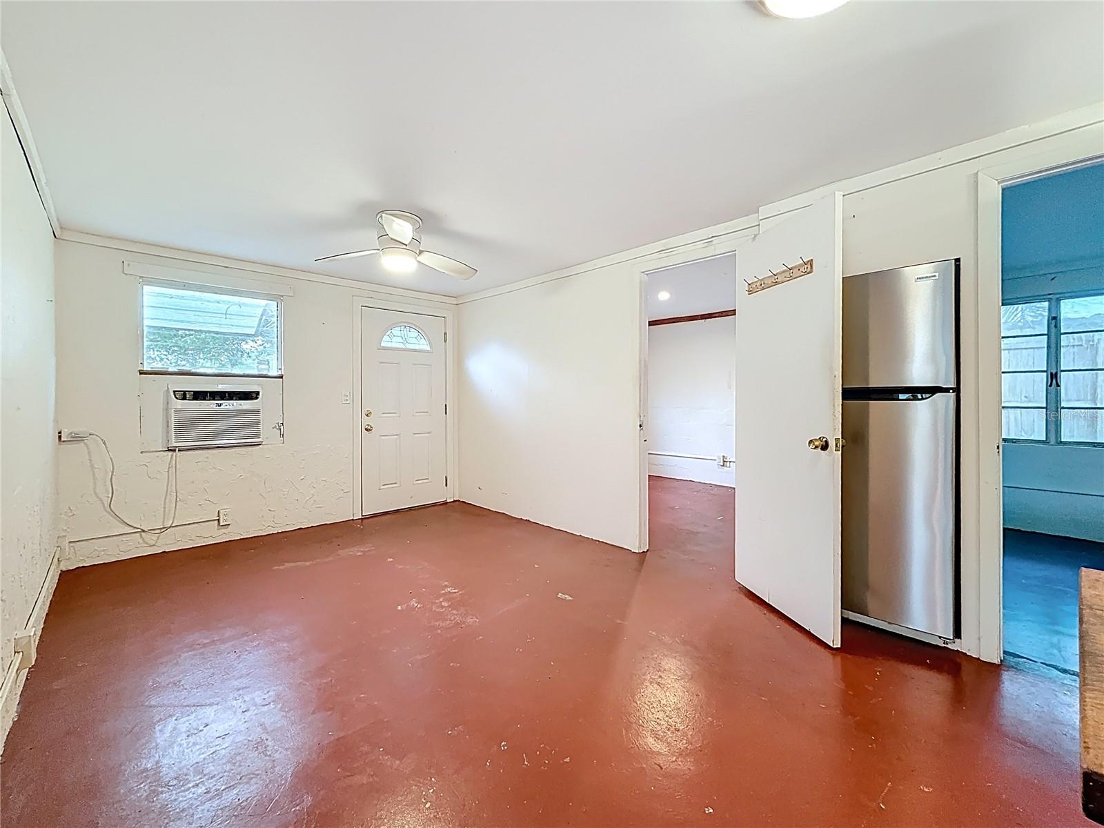 Image 11 of 59 For 4900 Harding Road N