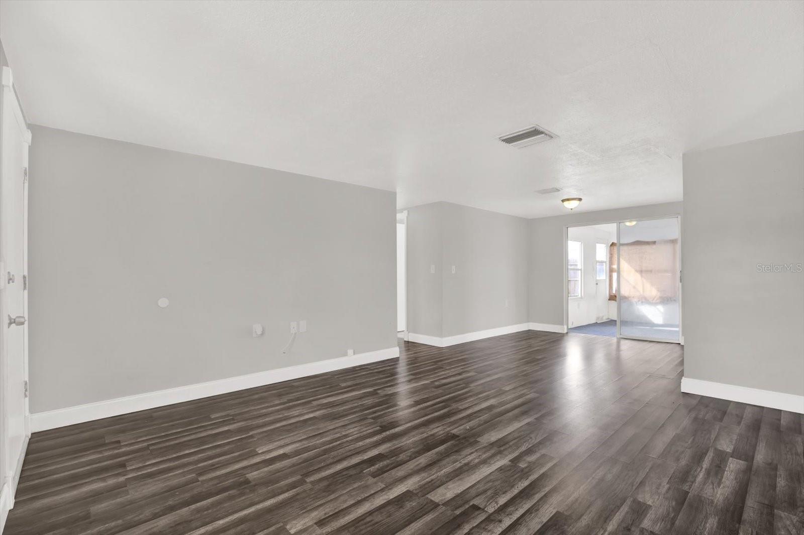 Image 5 of 25 For 1313 Chancellor Drive