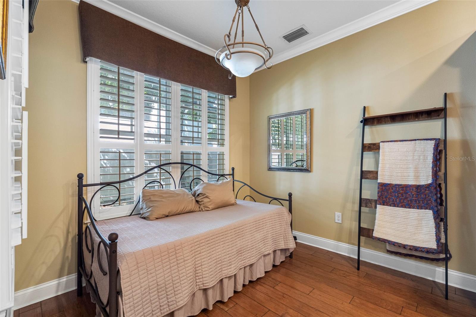 Image 16 of 44 For 10685 Whittington Court