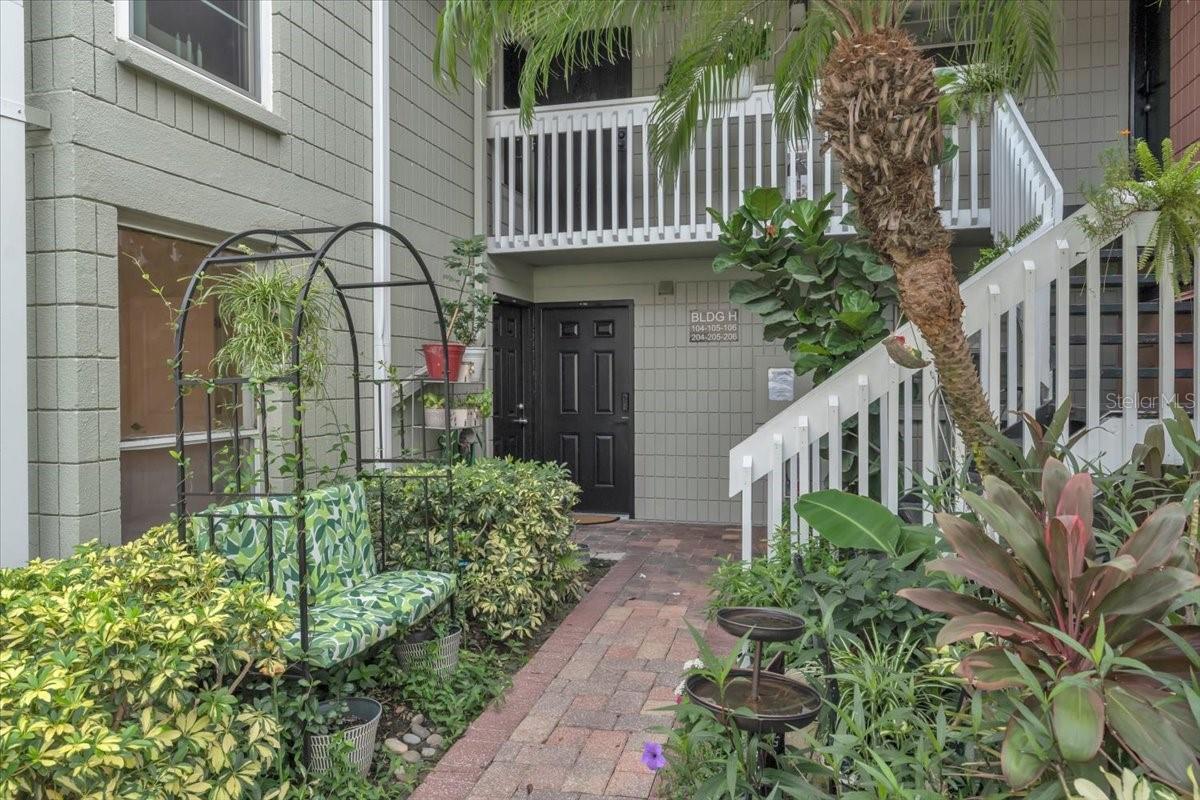 Image 12 of 47 For 2424 Tampa Bay Boulevard H106
