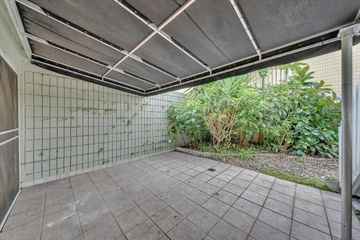 Image 34 of 47 For 2424 Tampa Bay Boulevard H106
