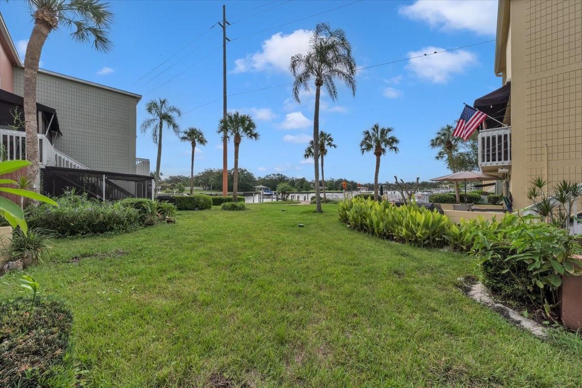 Image 9 of 47 For 2424 Tampa Bay Boulevard H106