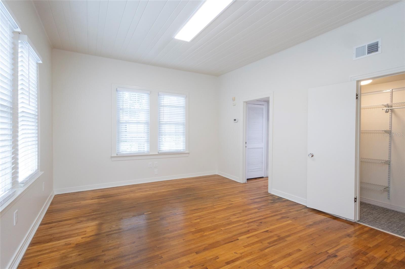 Image 11 of 64 For 3012 Sitios Street