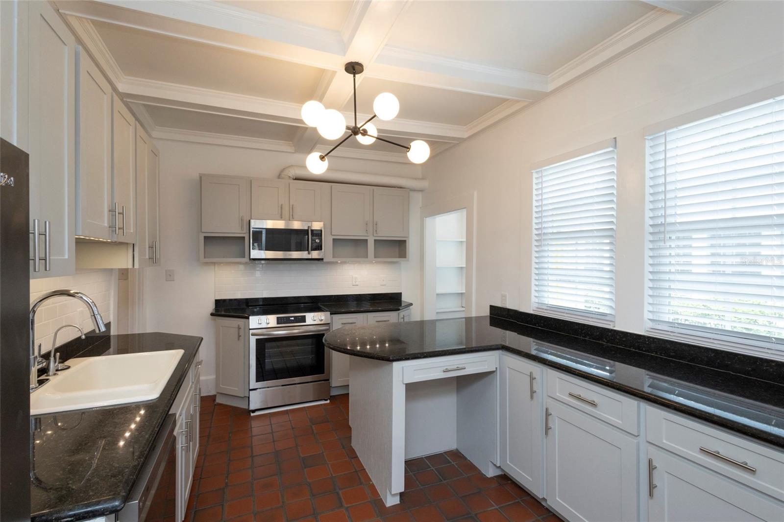Image 20 of 64 For 3012 Sitios Street