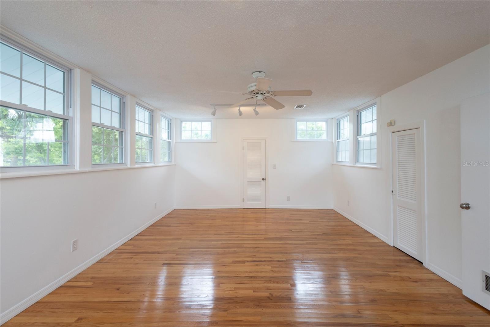 Image 30 of 64 For 3012 Sitios Street