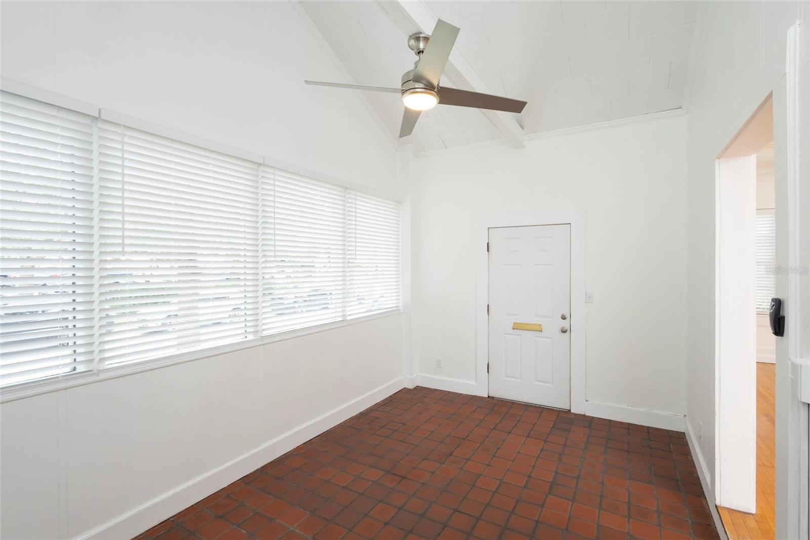 Image 49 of 64 For 3012 Sitios Street