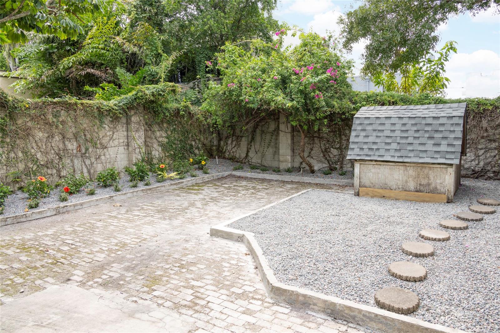 Image 56 of 64 For 3012 Sitios Street